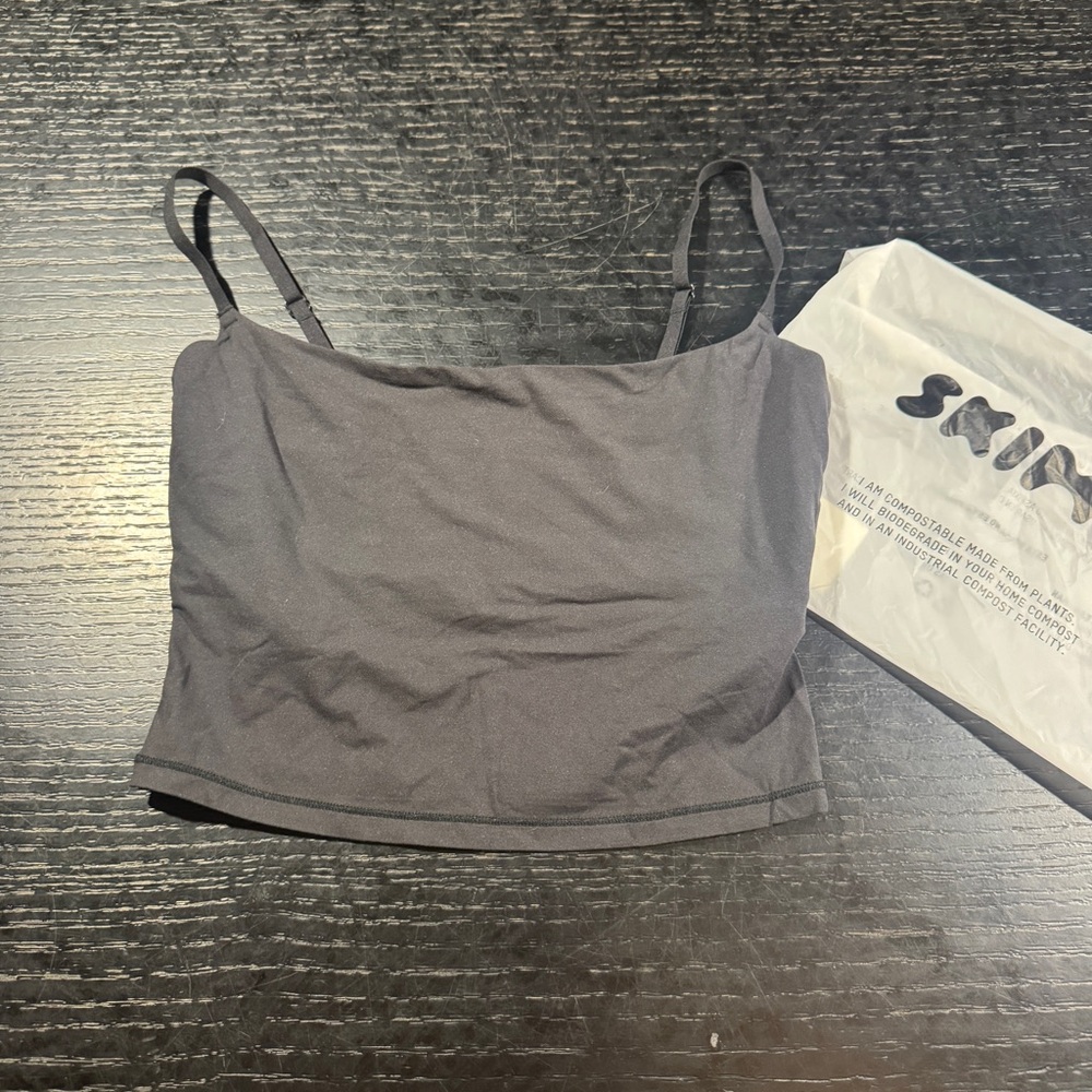 SKIMS Black Crop Top - Picture 1 of 4
